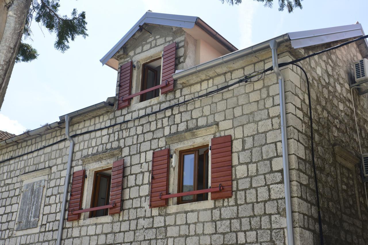 A Hundred Olive Trees Apartments Kotor Ngoại thất bức ảnh