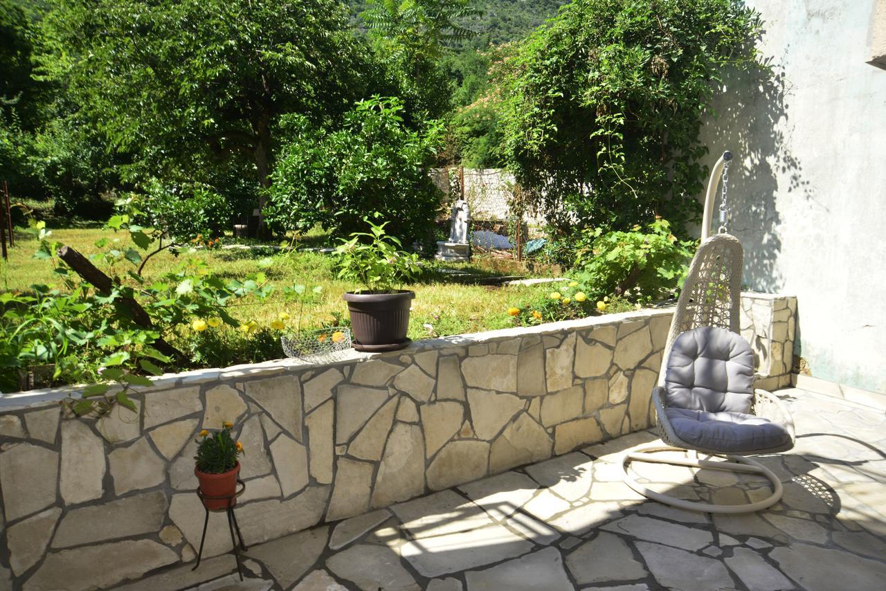 A Hundred Olive Trees Apartments Kotor Ngoại thất bức ảnh